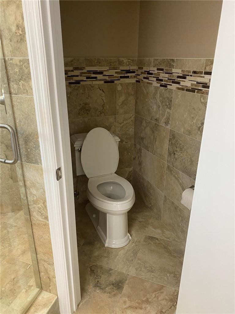 6485 Via Regina 6485