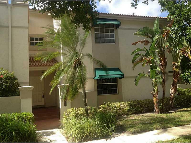 6485 Via Regina 6485