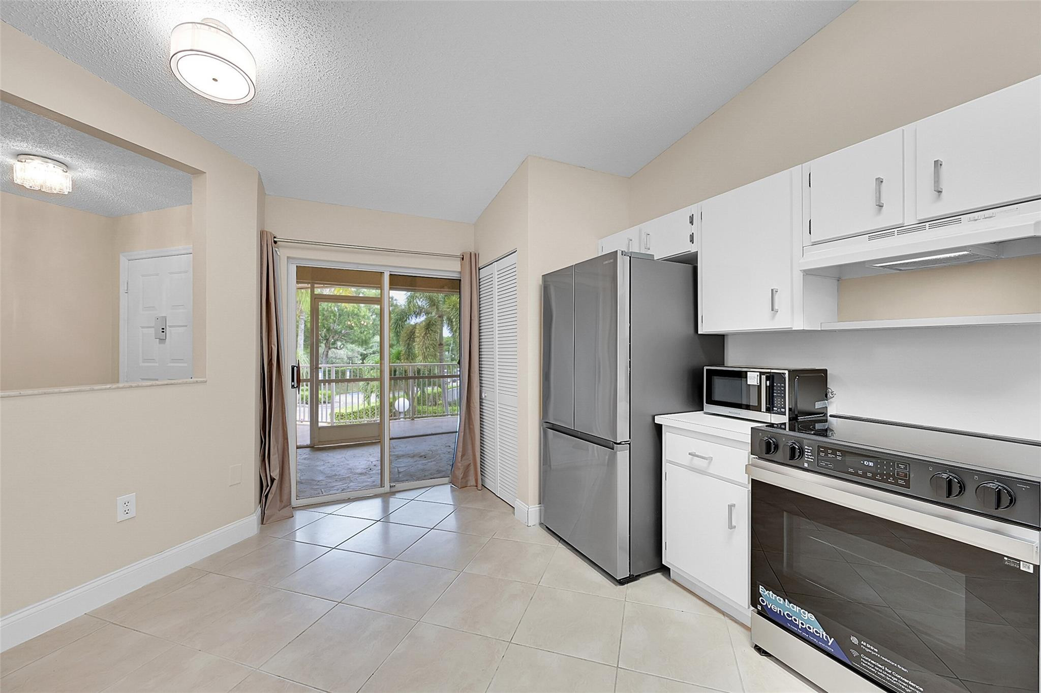 7457 N Devon Dr 211
