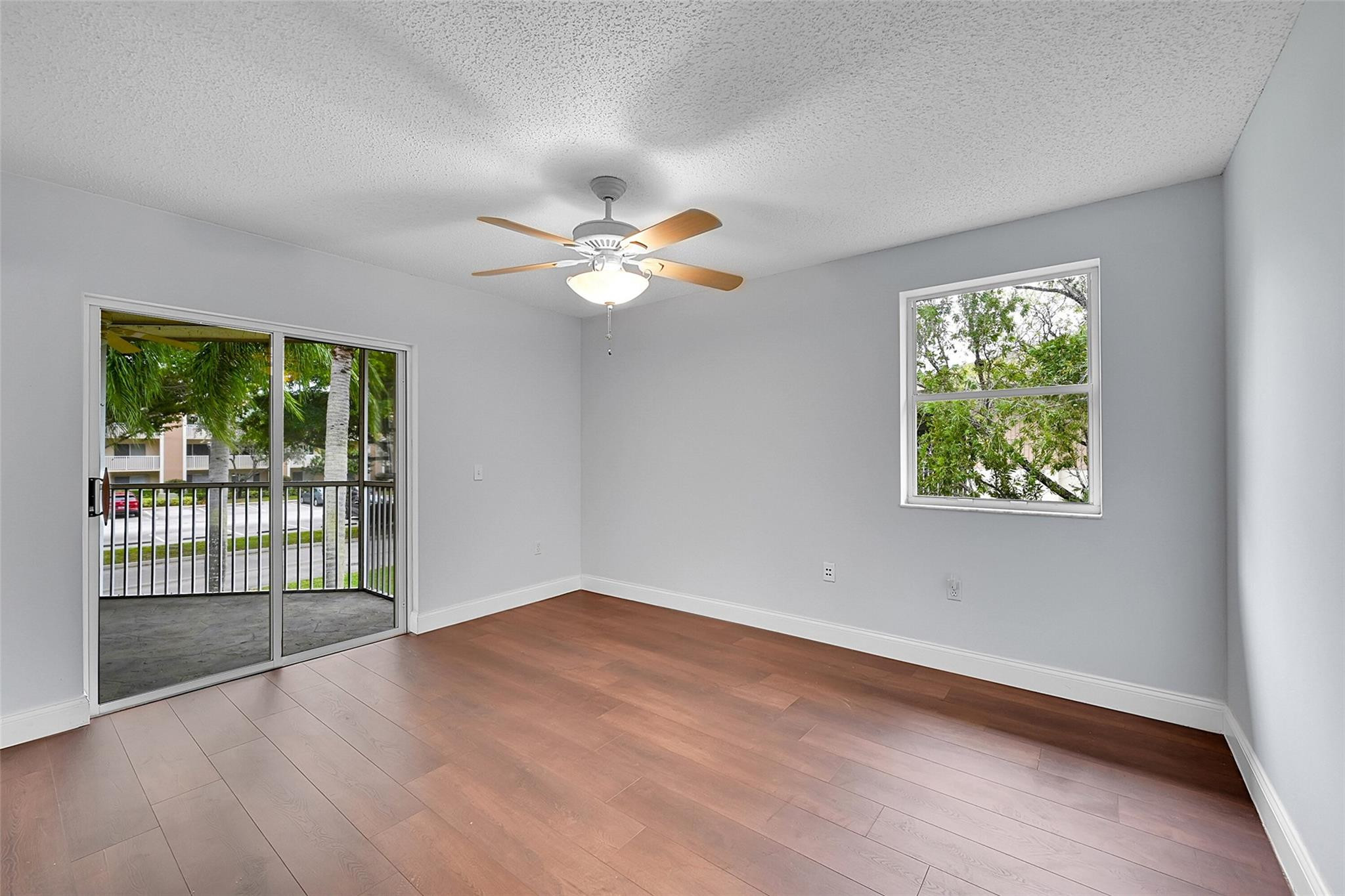 7457 N Devon Dr 211