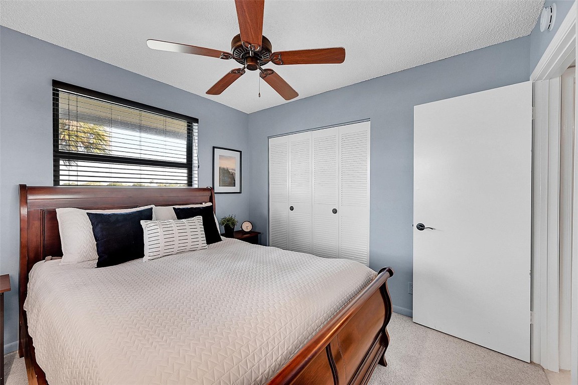 5510 Lakeside Dr 207