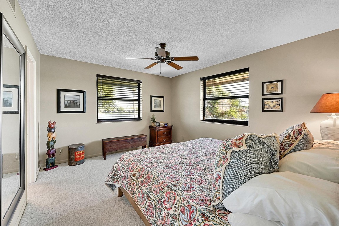 5510 Lakeside Dr 207