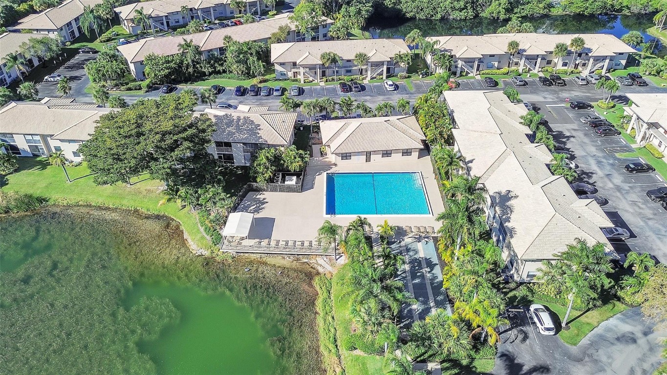 5510 Lakeside Dr 207