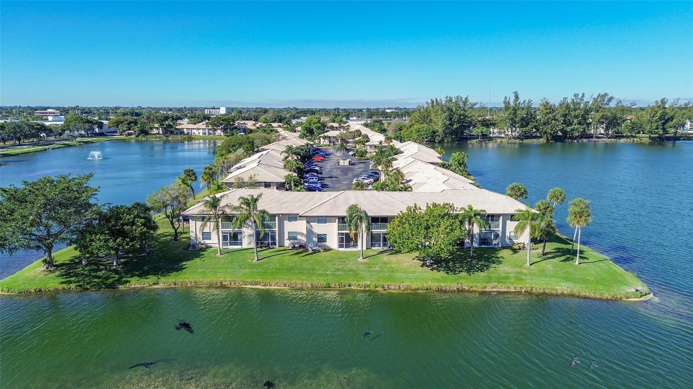 5510 Lakeside Dr 207