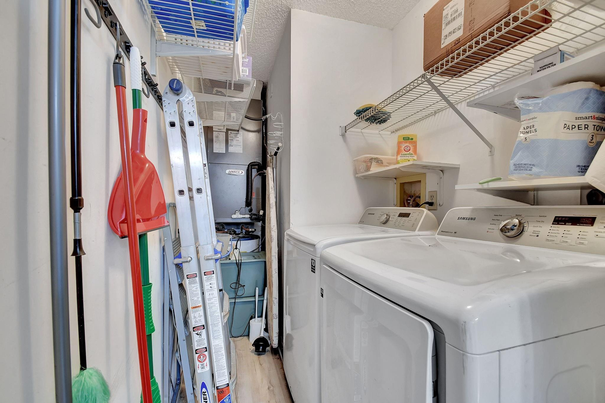 3355 Jog Park Drive 3355