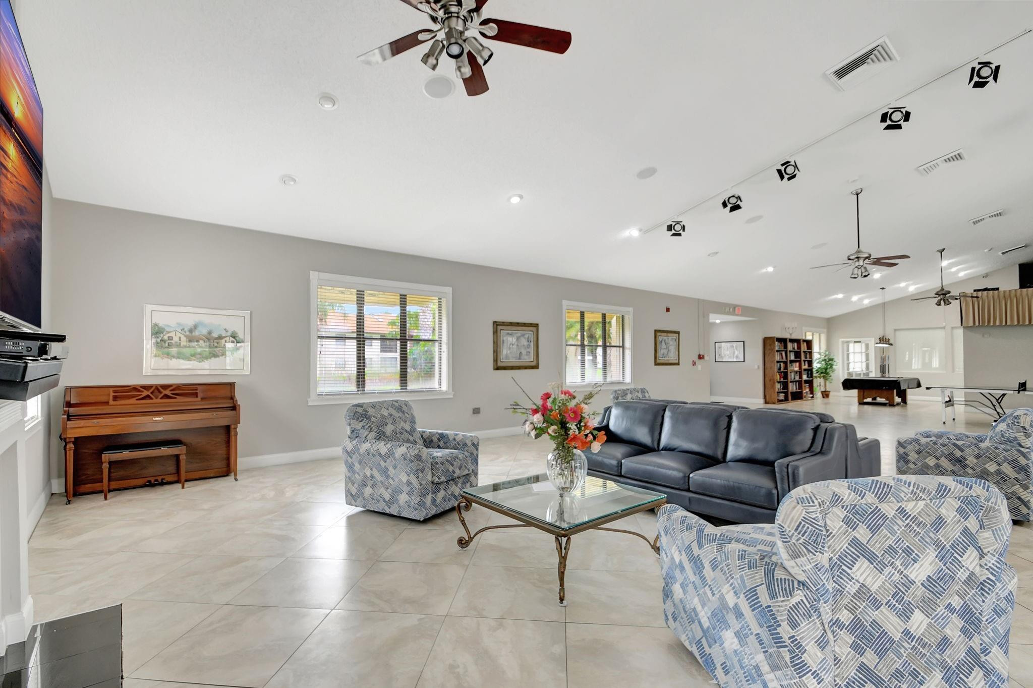 3355 Jog Park Drive 3355