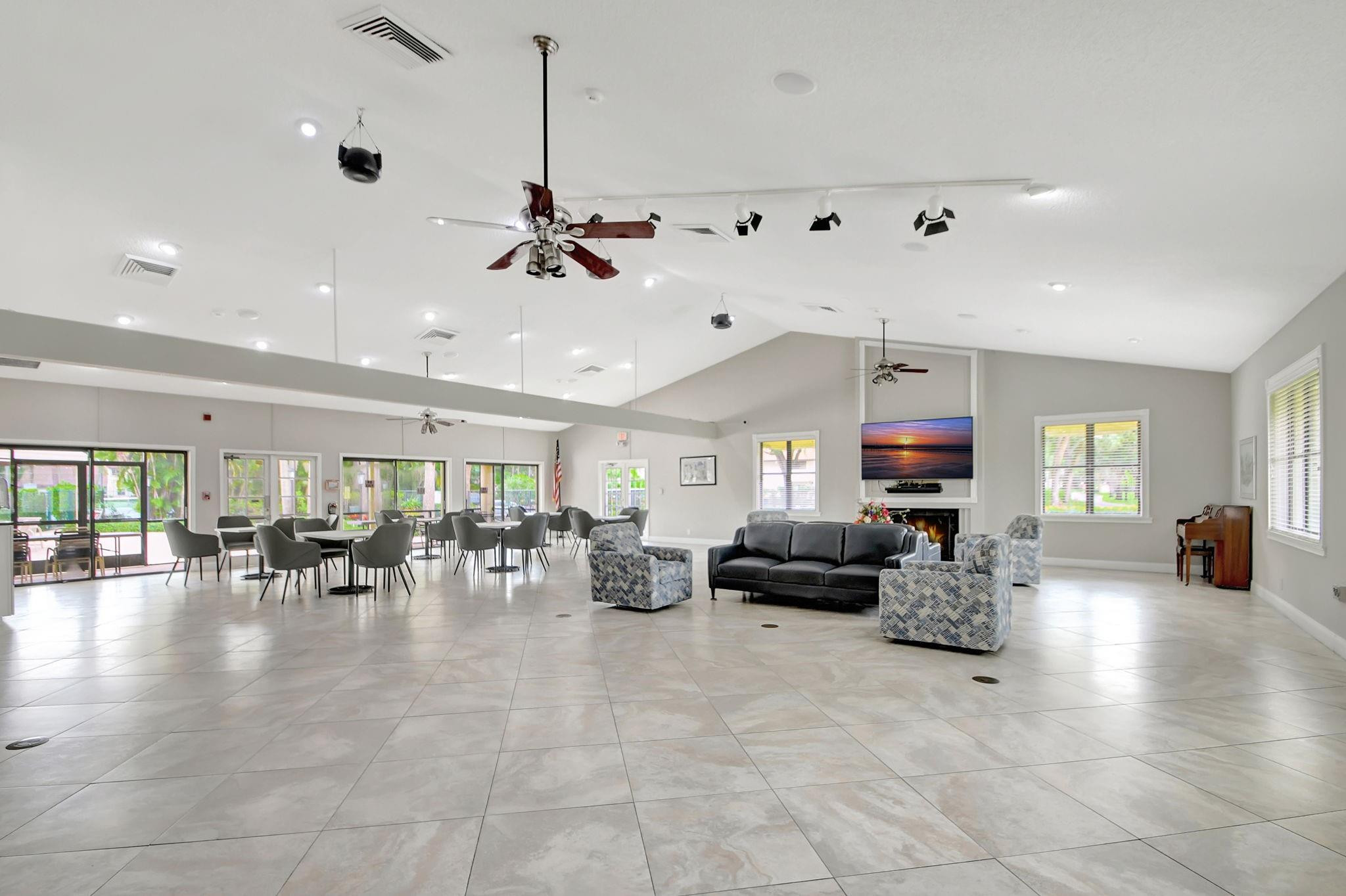 3355 Jog Park Drive 3355