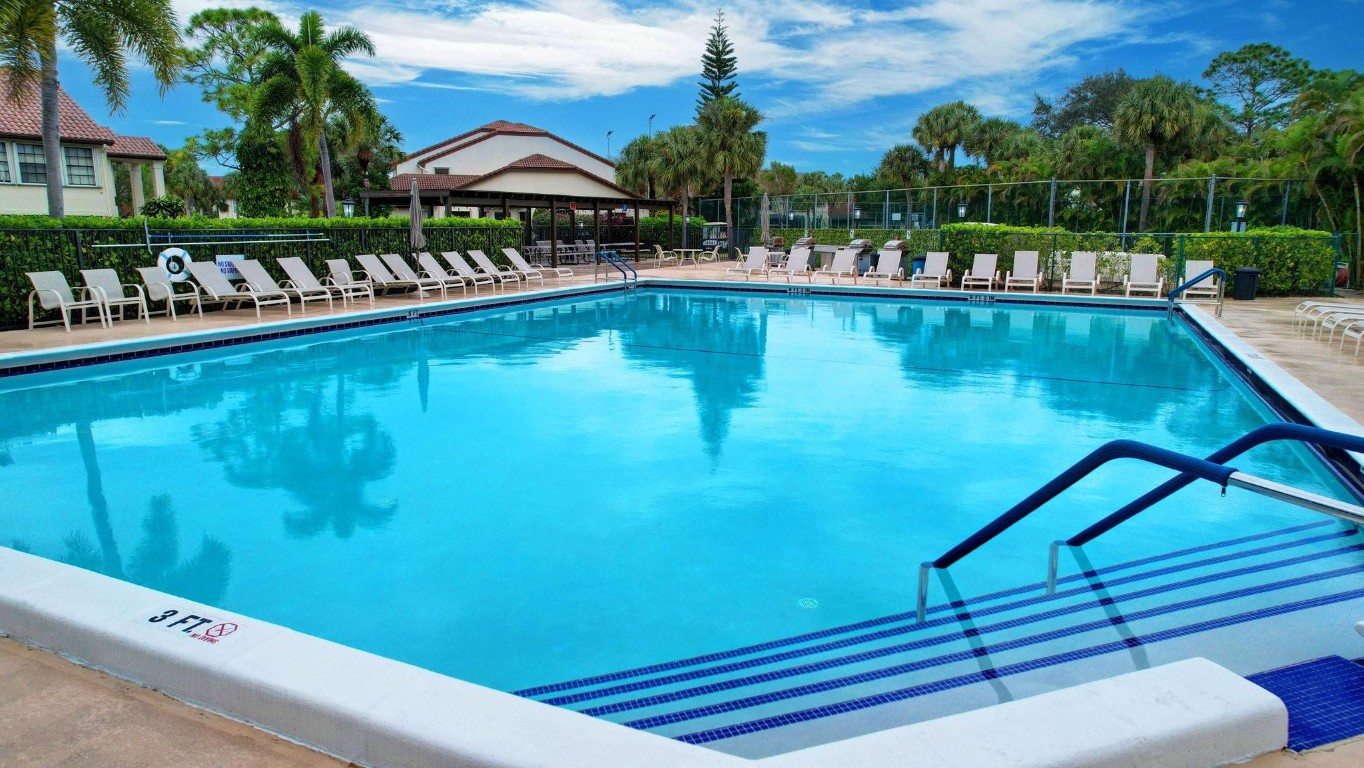 3355 Jog Park Drive 3355