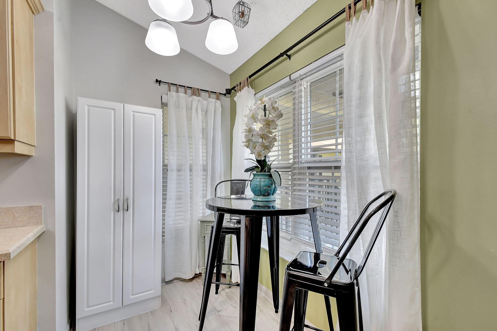 3355 Jog Park Drive 3355