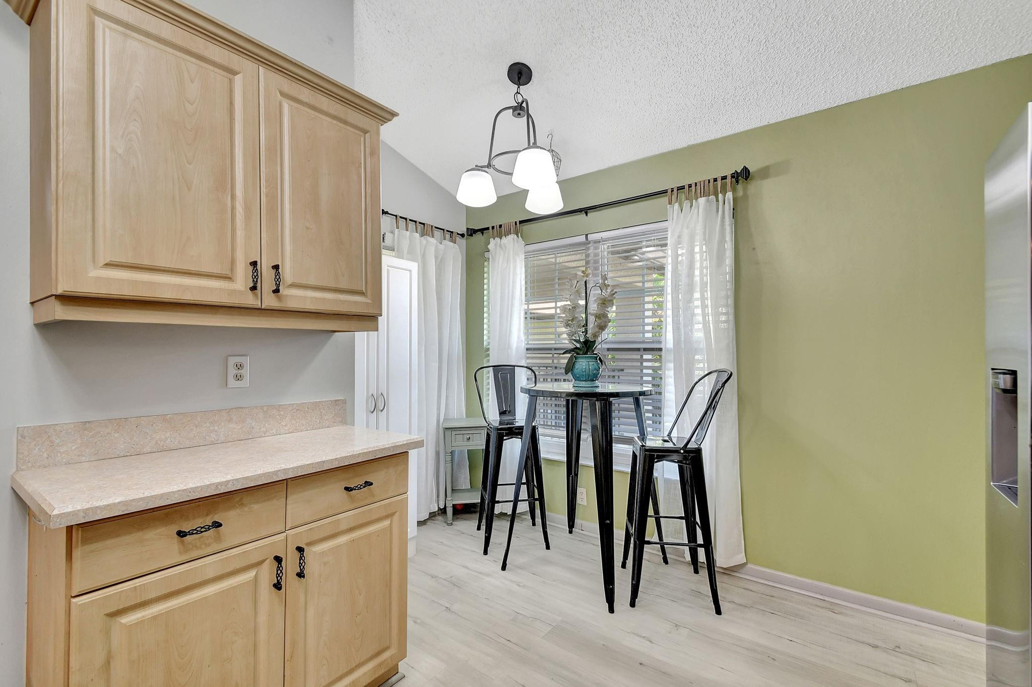 3355 Jog Park Drive 3355