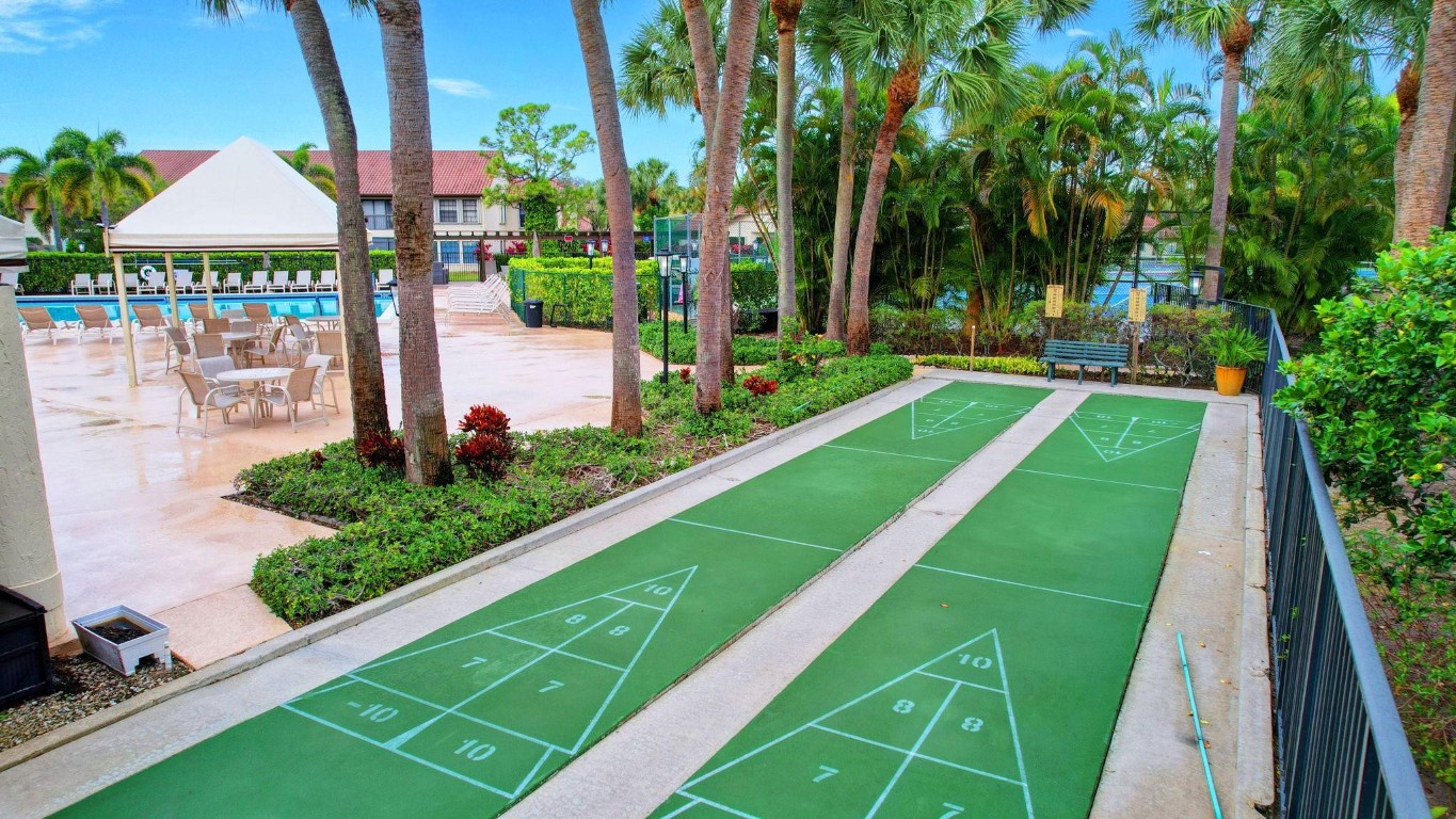 3355 Jog Park Drive 3355