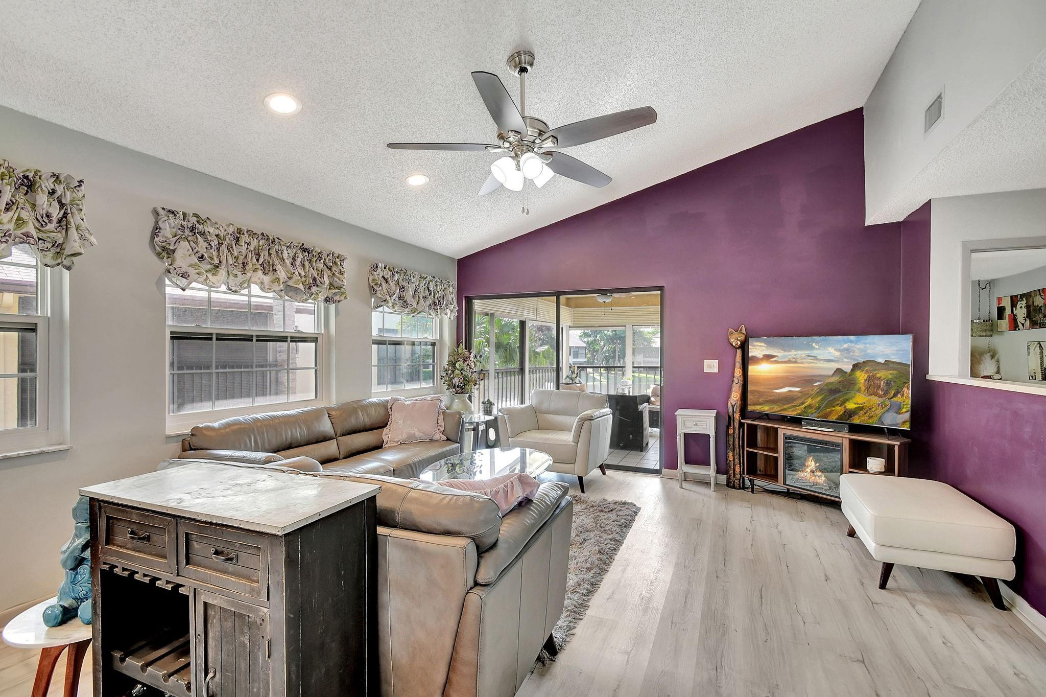 3355 Jog Park Drive 3355