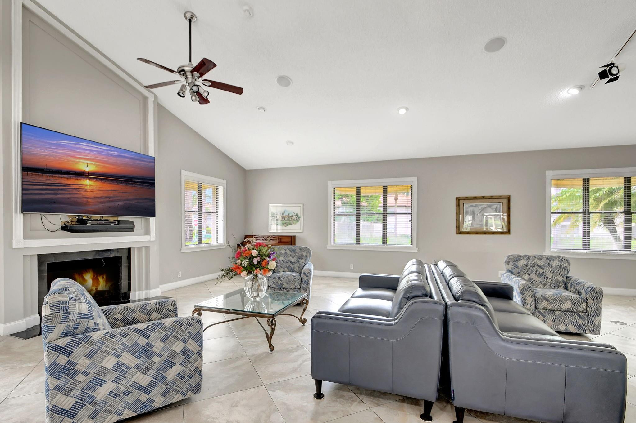 3355 Jog Park Drive 3355