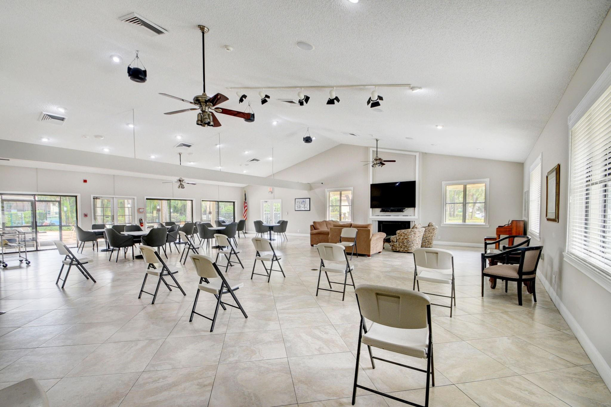 3355 Jog Park Drive 3355