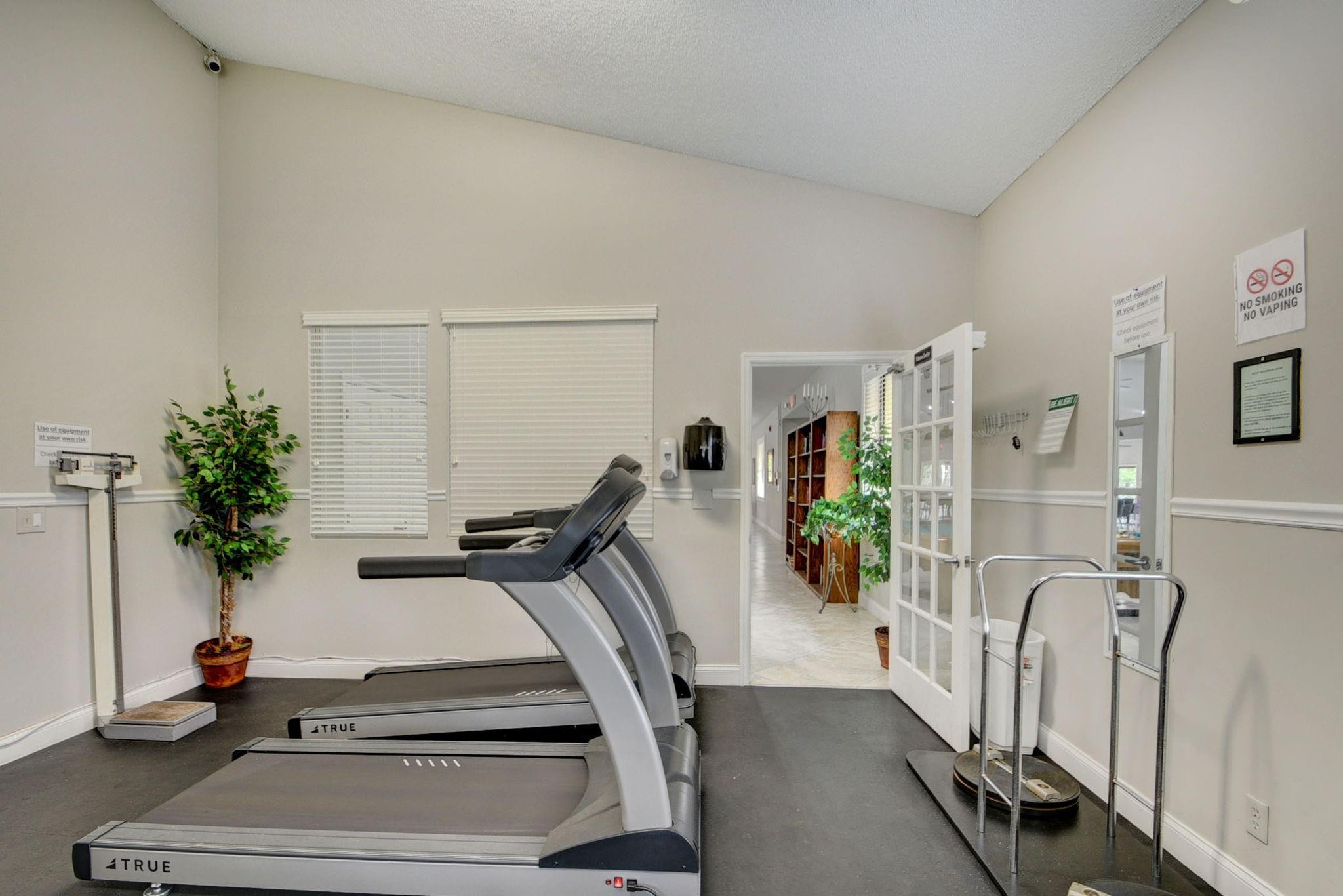 3355 Jog Park Drive 3355