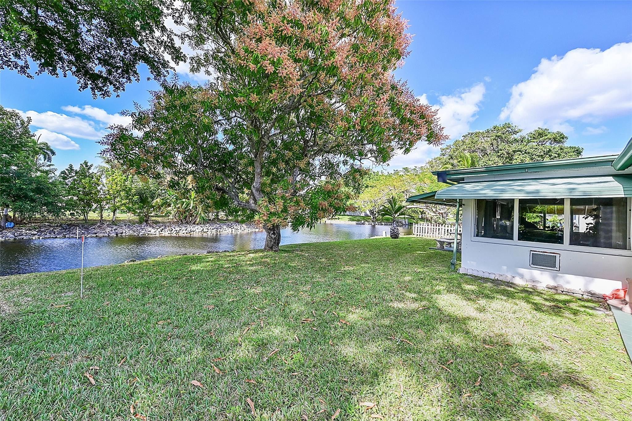 1015 NW 69th Ave