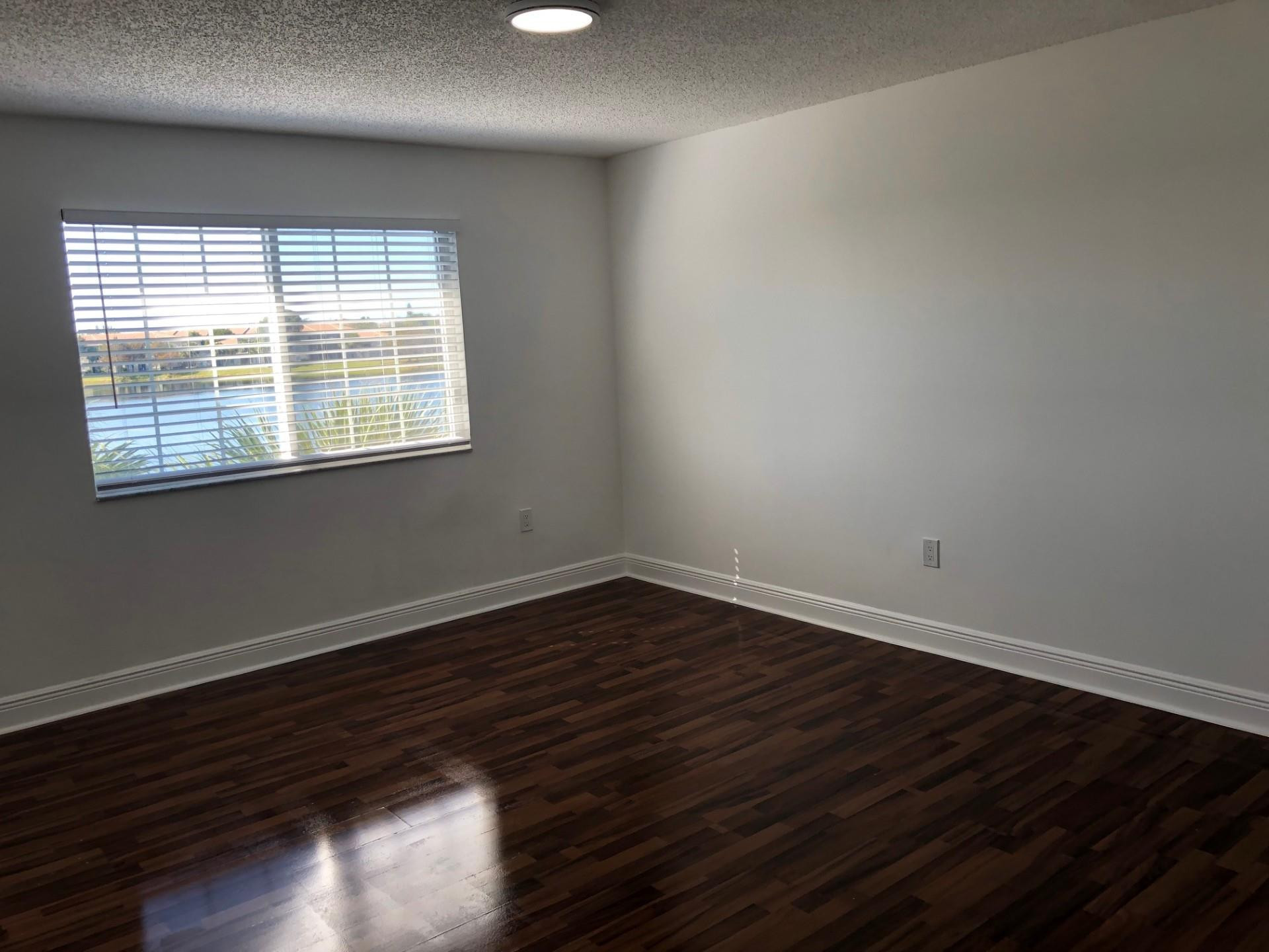 5045 WILES ROAD 306