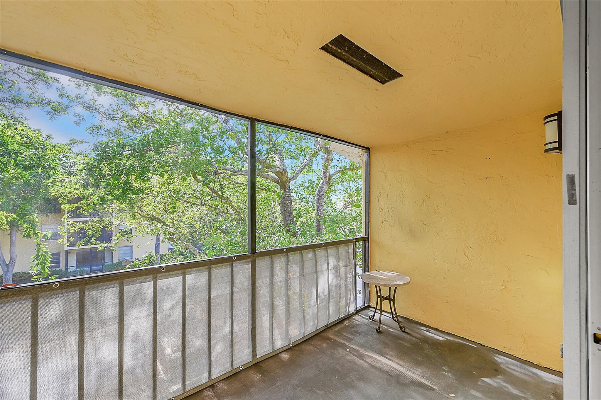 470 NW 20th St 3090