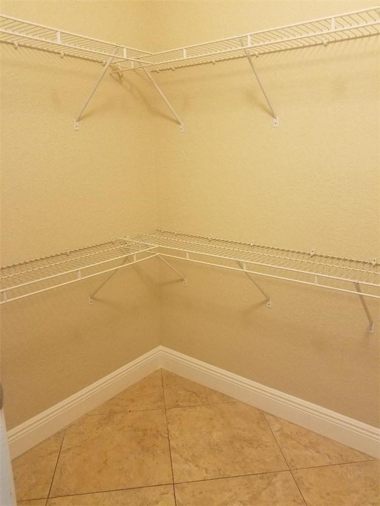 2401 RIVERSIDE DR 318-B