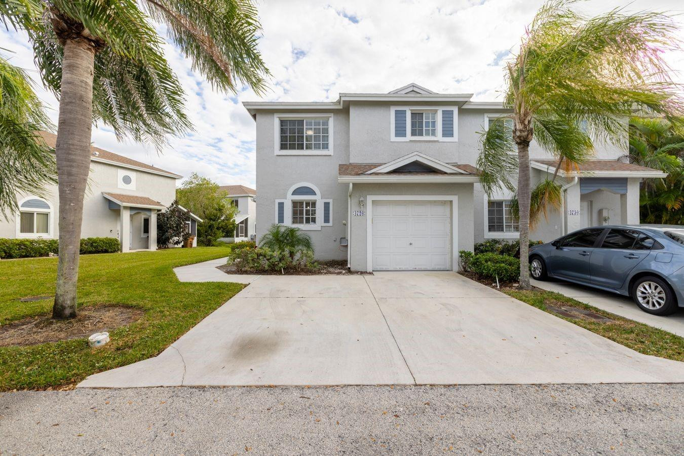 4726 SW 13th Ct