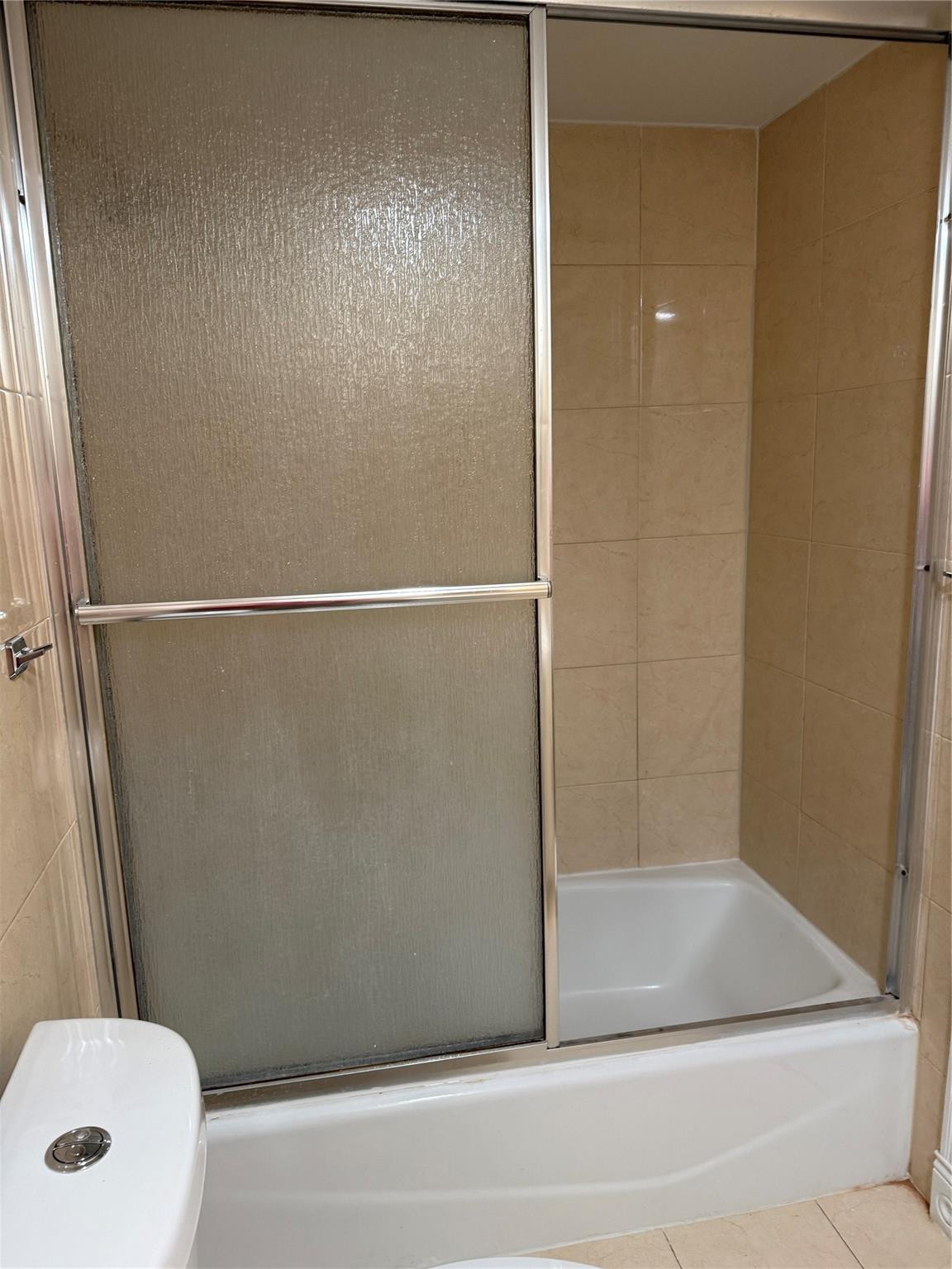 6770 Indian Creek Dr 14A