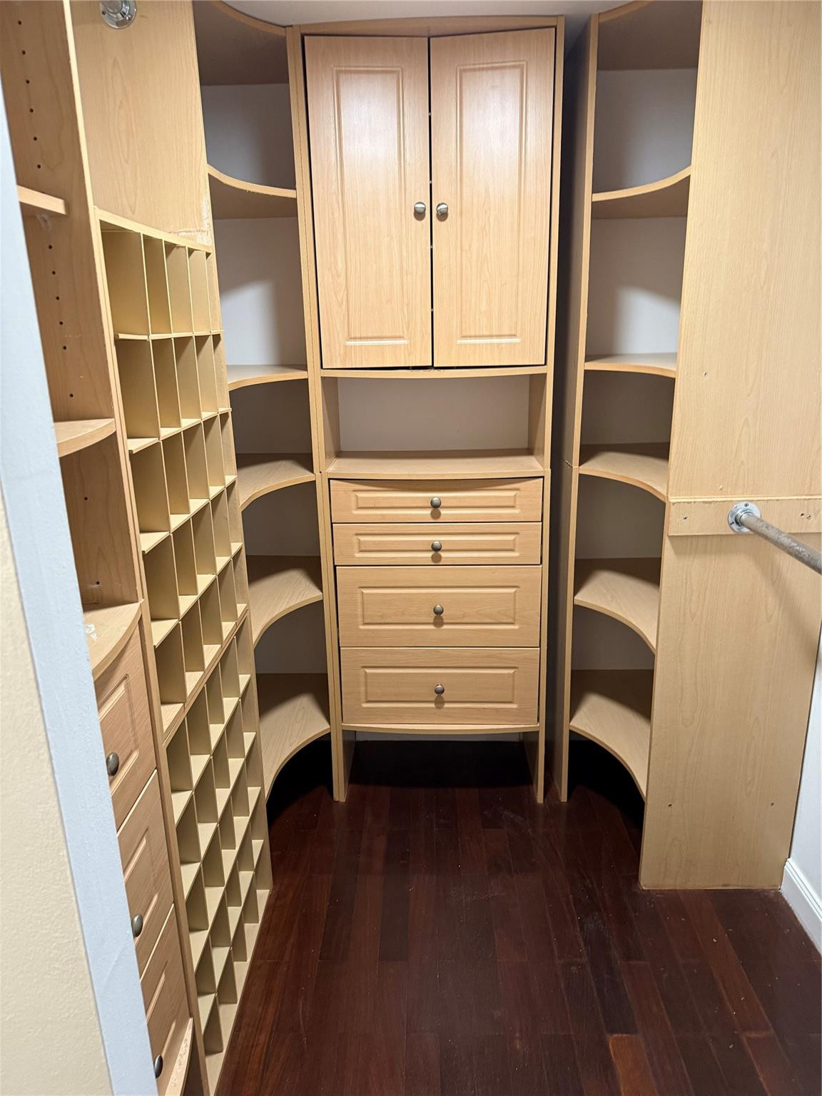 6770 Indian Creek Dr 14A