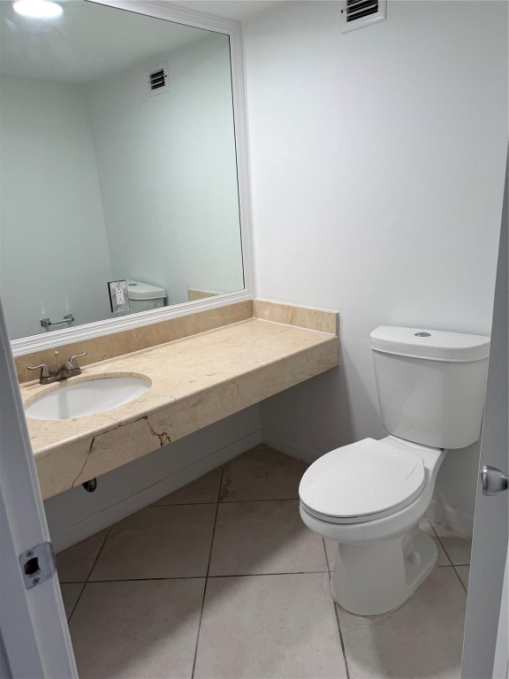 6770 Indian Creek Dr 14A