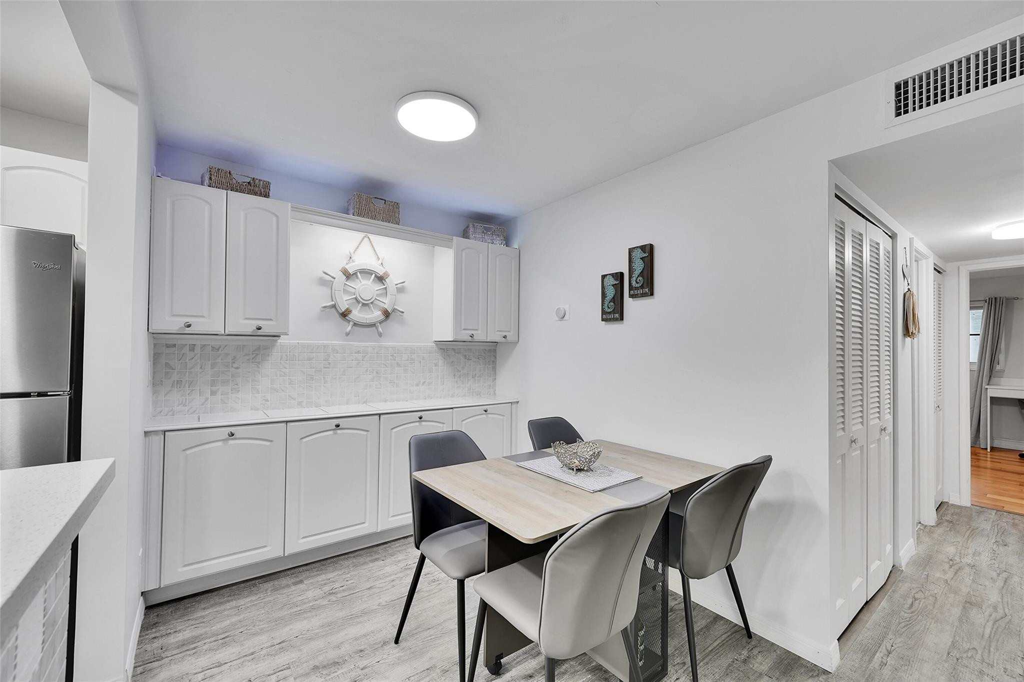 2870 NE 14th Street Cswy 303