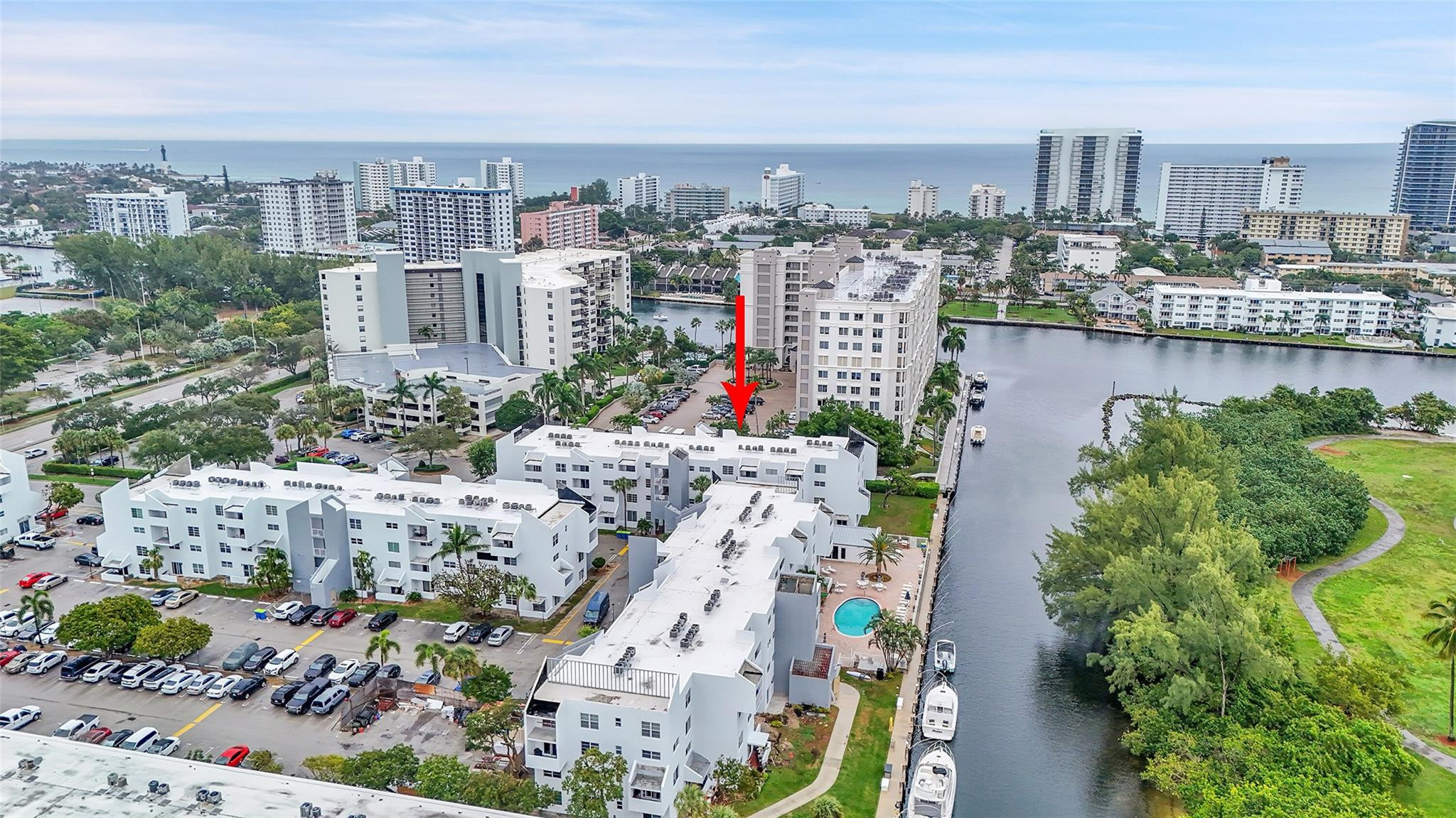 2870 NE 14th Street Cswy 303