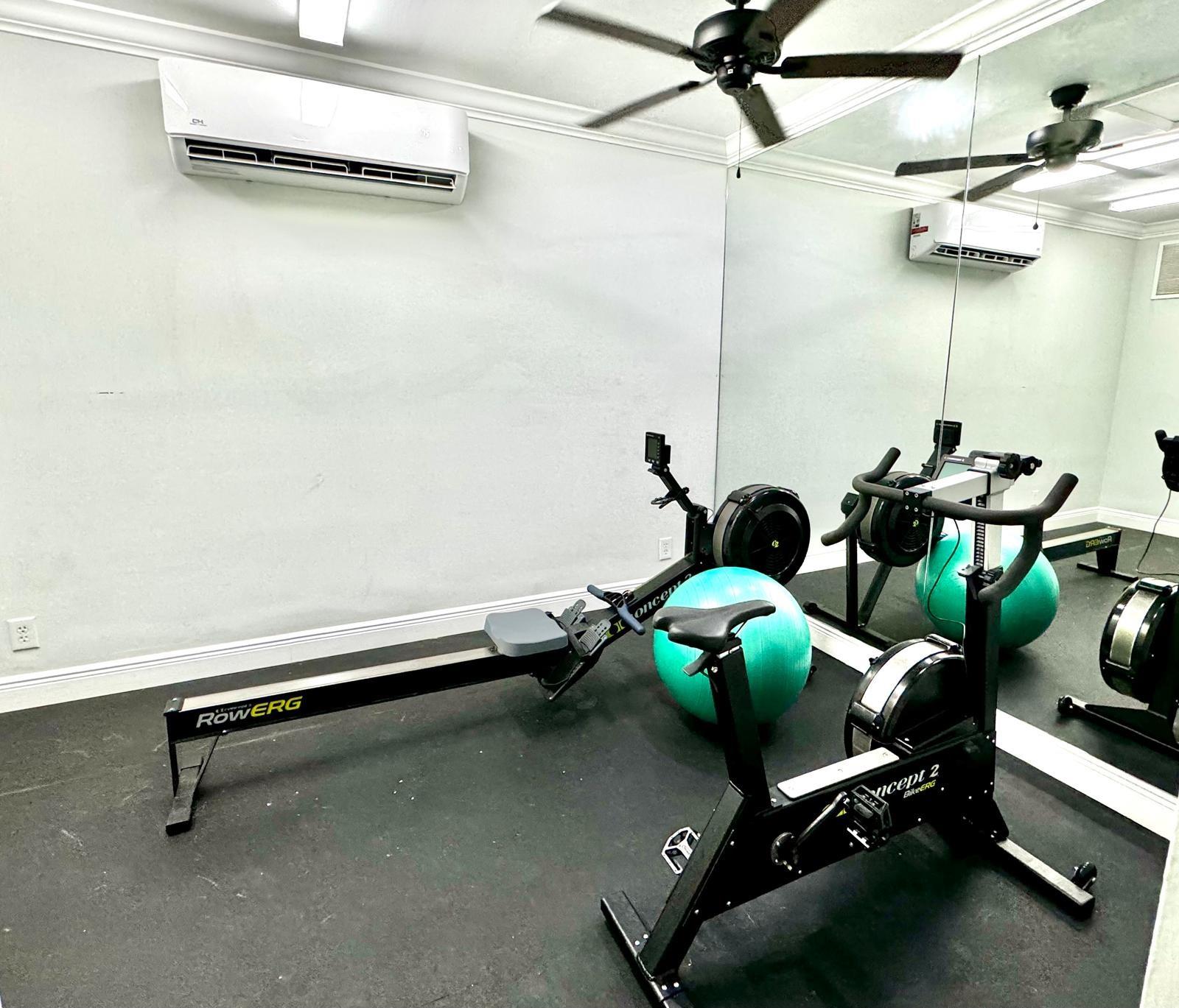 2870 NE 14th Street Cswy 303