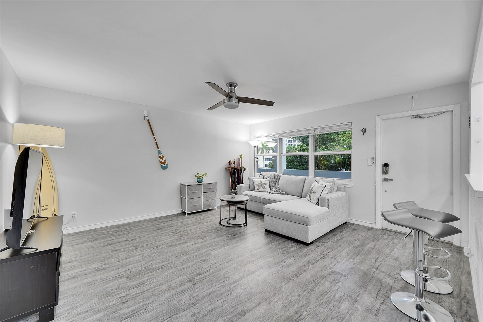 2870 NE 14th Street Cswy 303