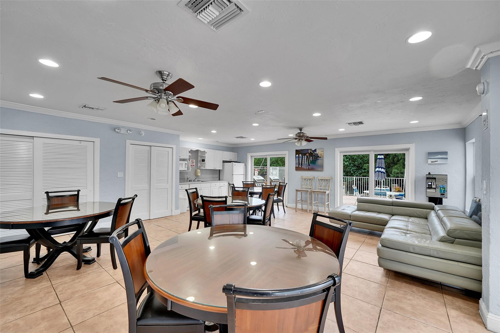 2870 NE 14th Street Cswy 303