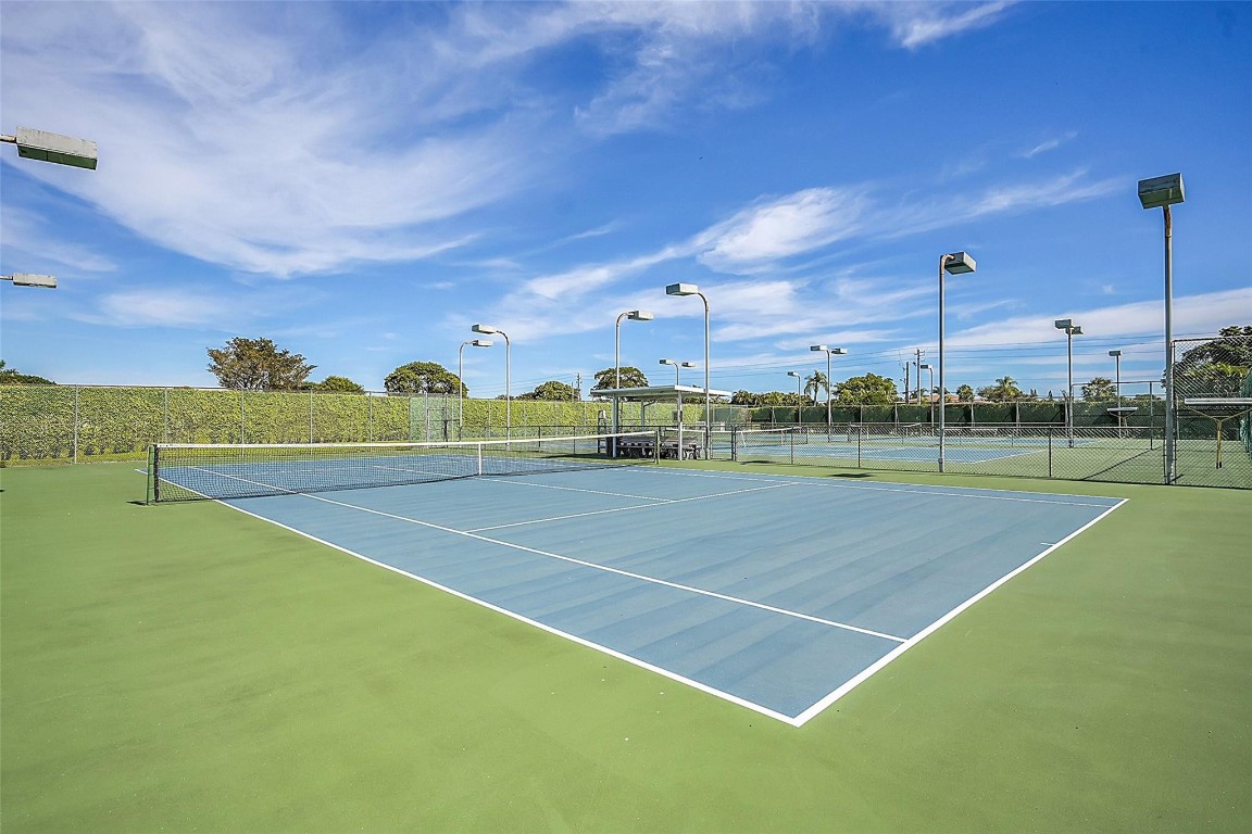 6208 Overland Pl 6208