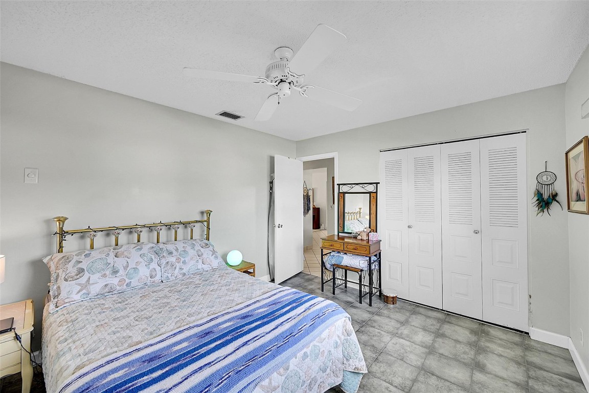 6208 Overland Pl 6208