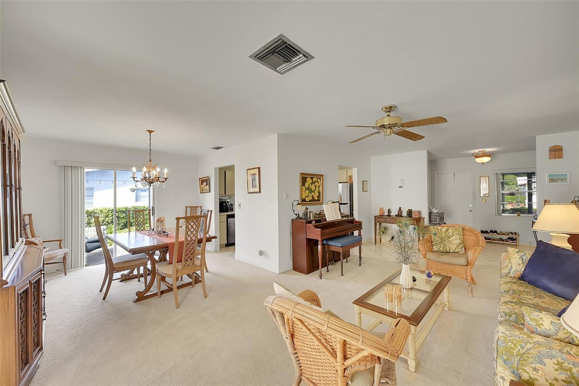 6208 Overland Pl 6208