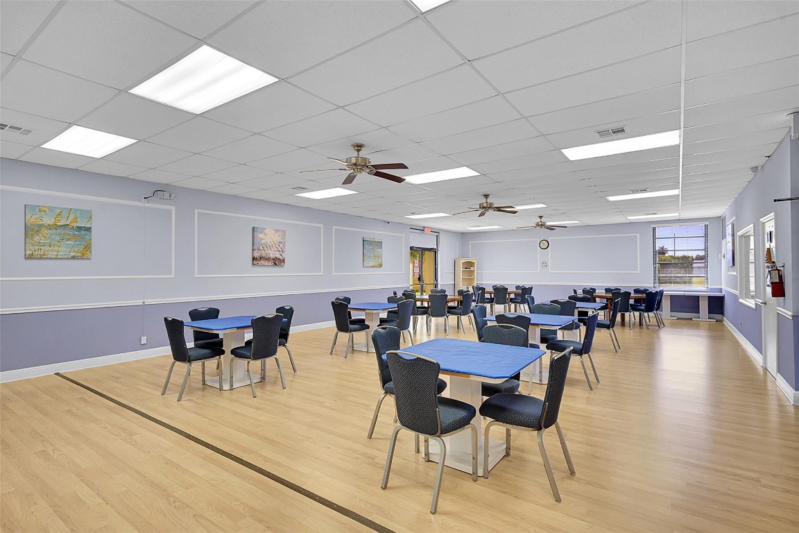 6208 Overland Pl 6208