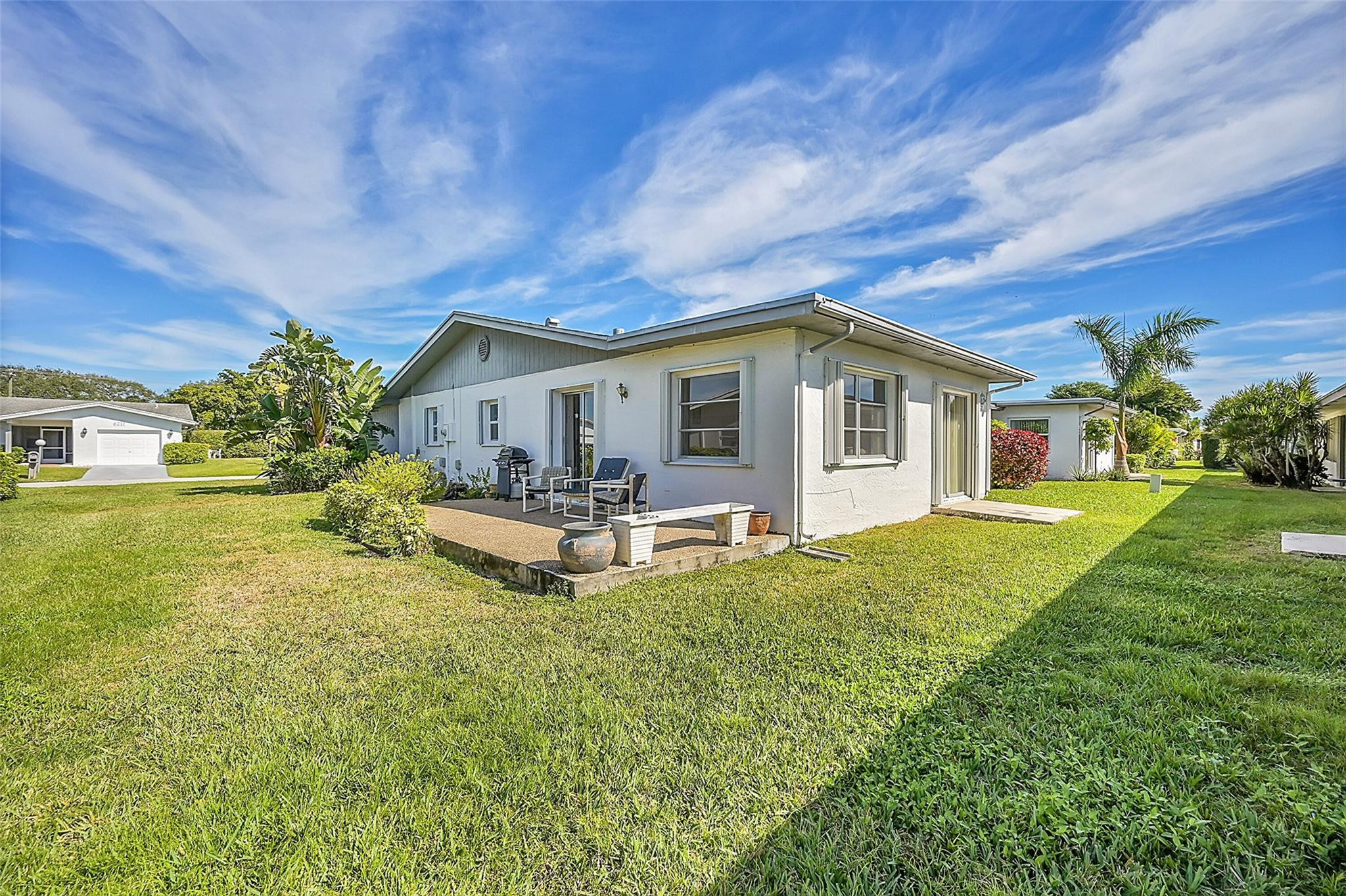 6208 Overland Pl 6208