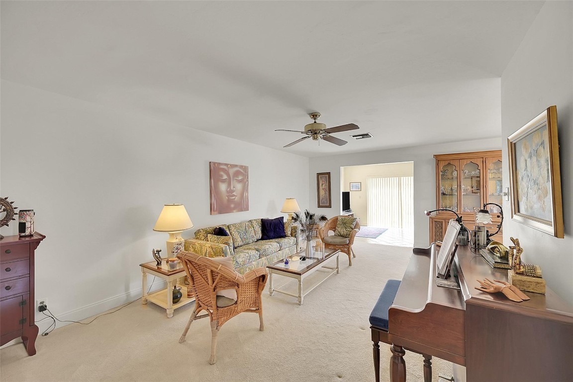 6208 Overland Pl 6208