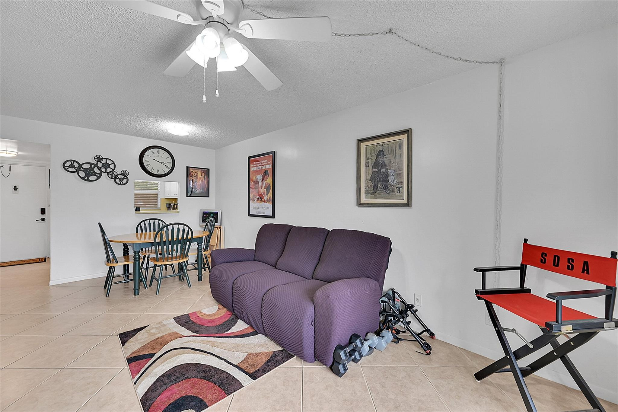 9281 Lakes Blvd 106