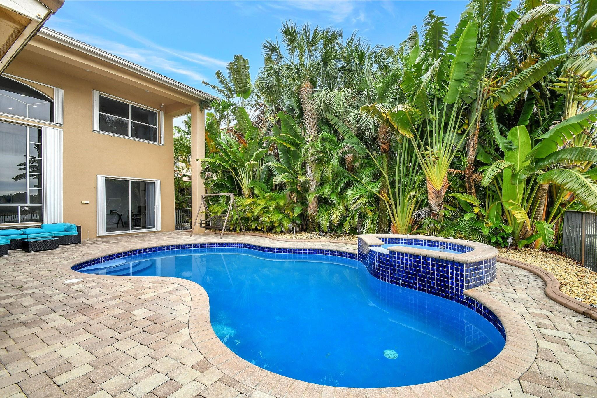 8744 Wellington View Dr