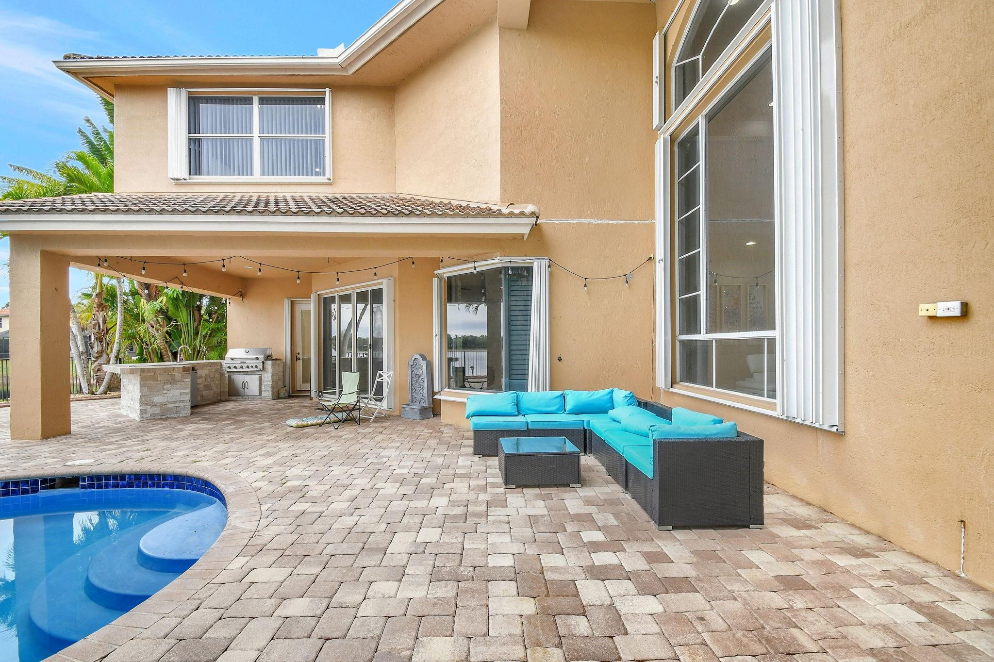 8744 Wellington View Dr