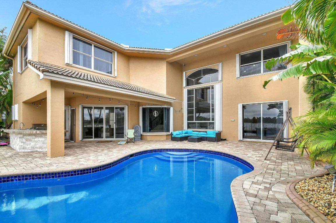 8744 Wellington View Dr