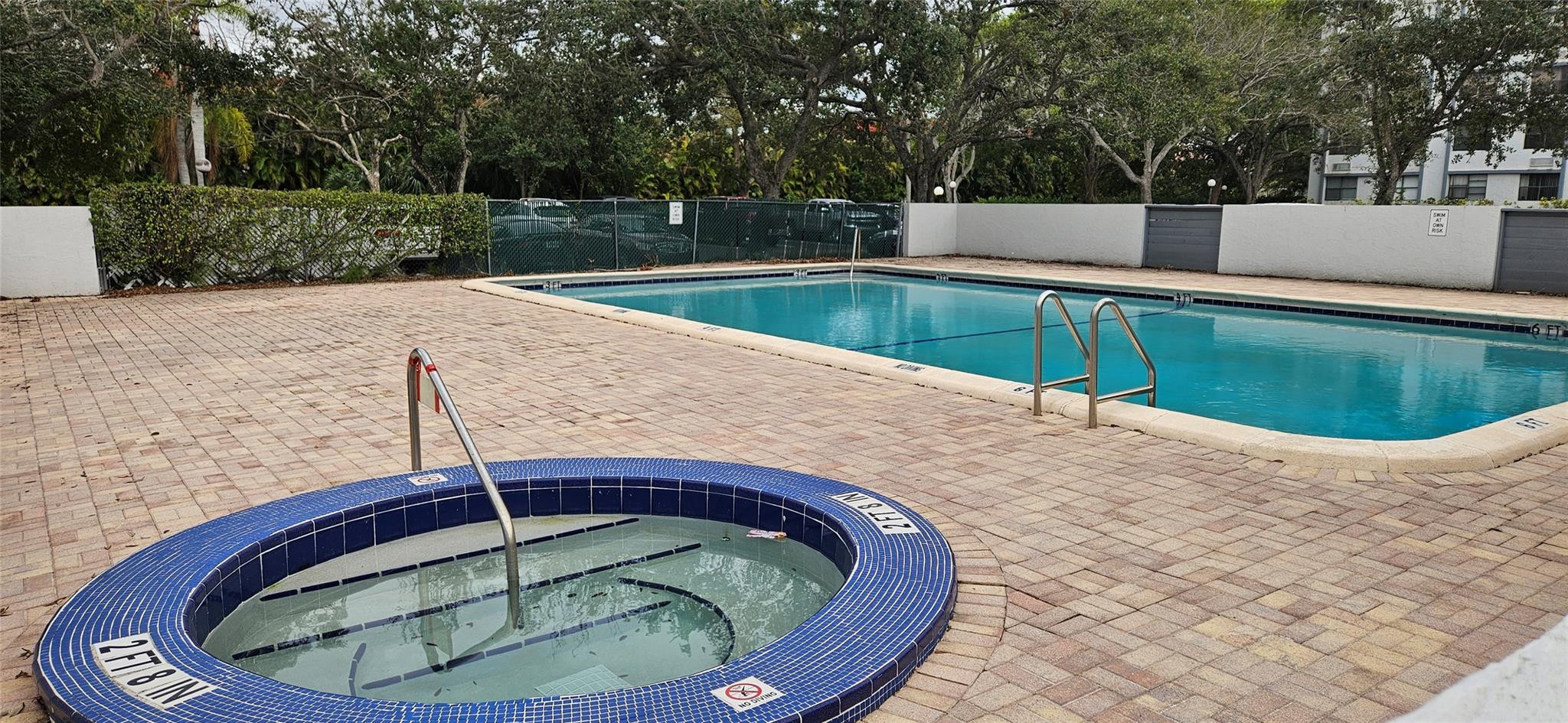 2401 Riverside Dr 417-B