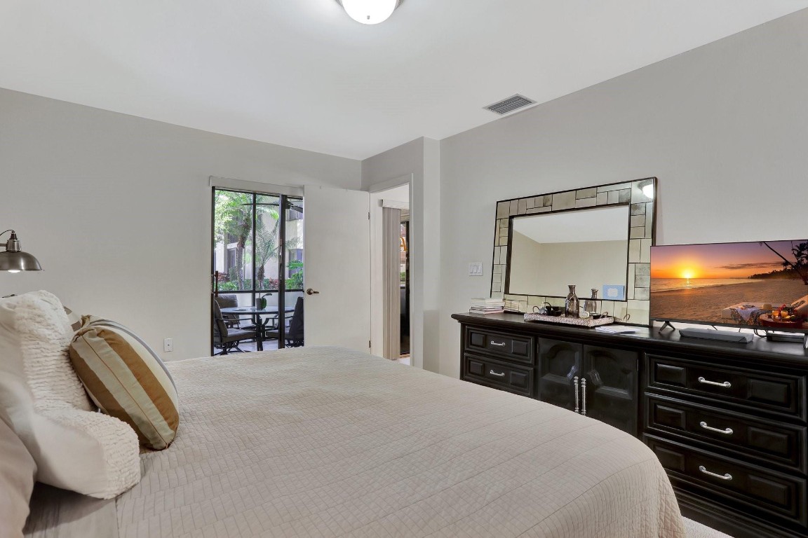 3725 Cocoplum Cir 3551