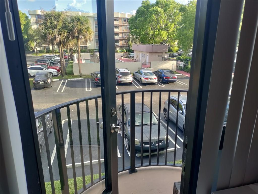 2771 Riverside Dr 207 A