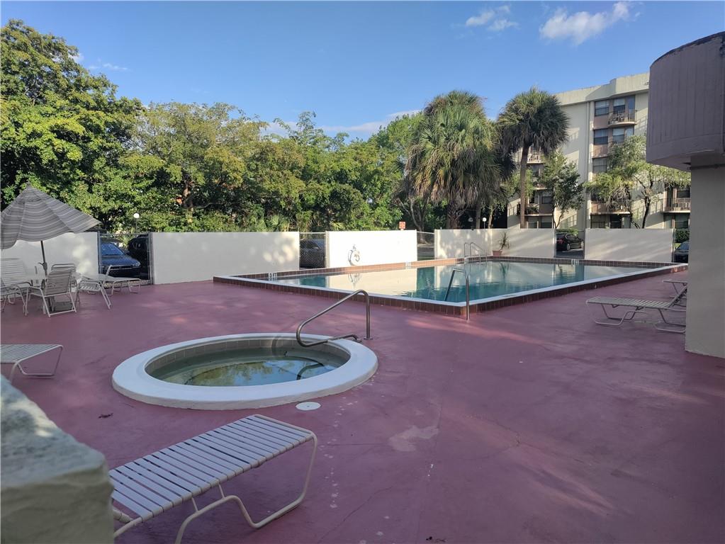 2771 Riverside Dr 207 A