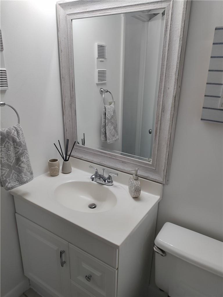 2771 Riverside Dr 207 A