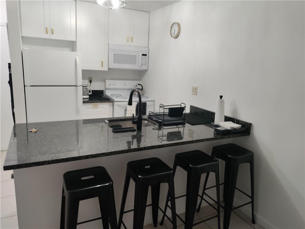 2771 Riverside Dr 207 A