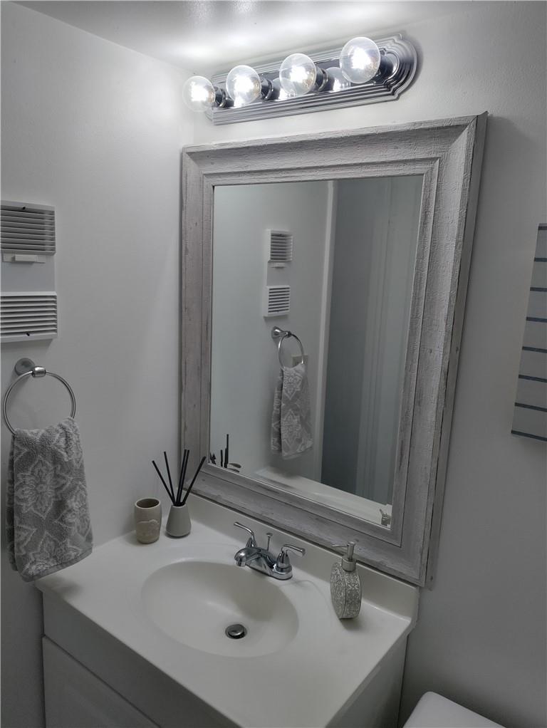 2771 Riverside Dr 207 A