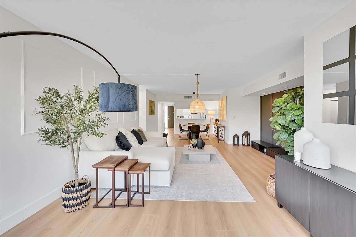 2660 Carambola Cir N 202